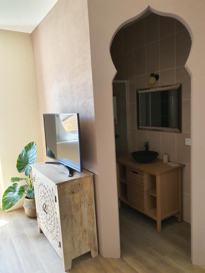 Les 5 Escales Bed & Breakfast ปาคเตอเนย์ ภายนอก รูปภาพ